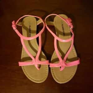 Cityclassified pink sandals